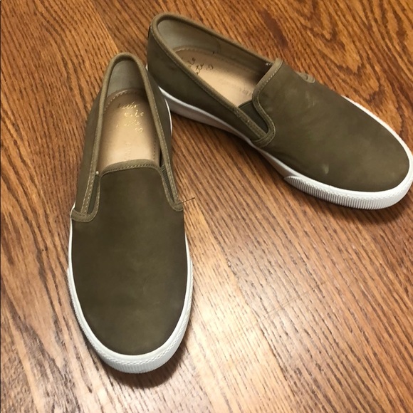 Banana Republic leather sneakers 7M - Picture 1 of 2